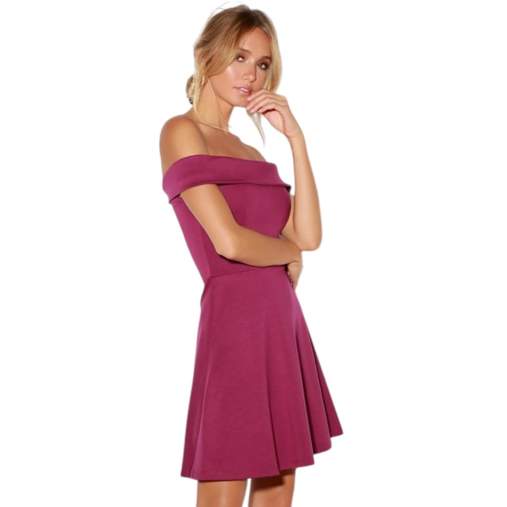Lulus Season of Fun Magenta Off the Shoulder Dress, Size Medium